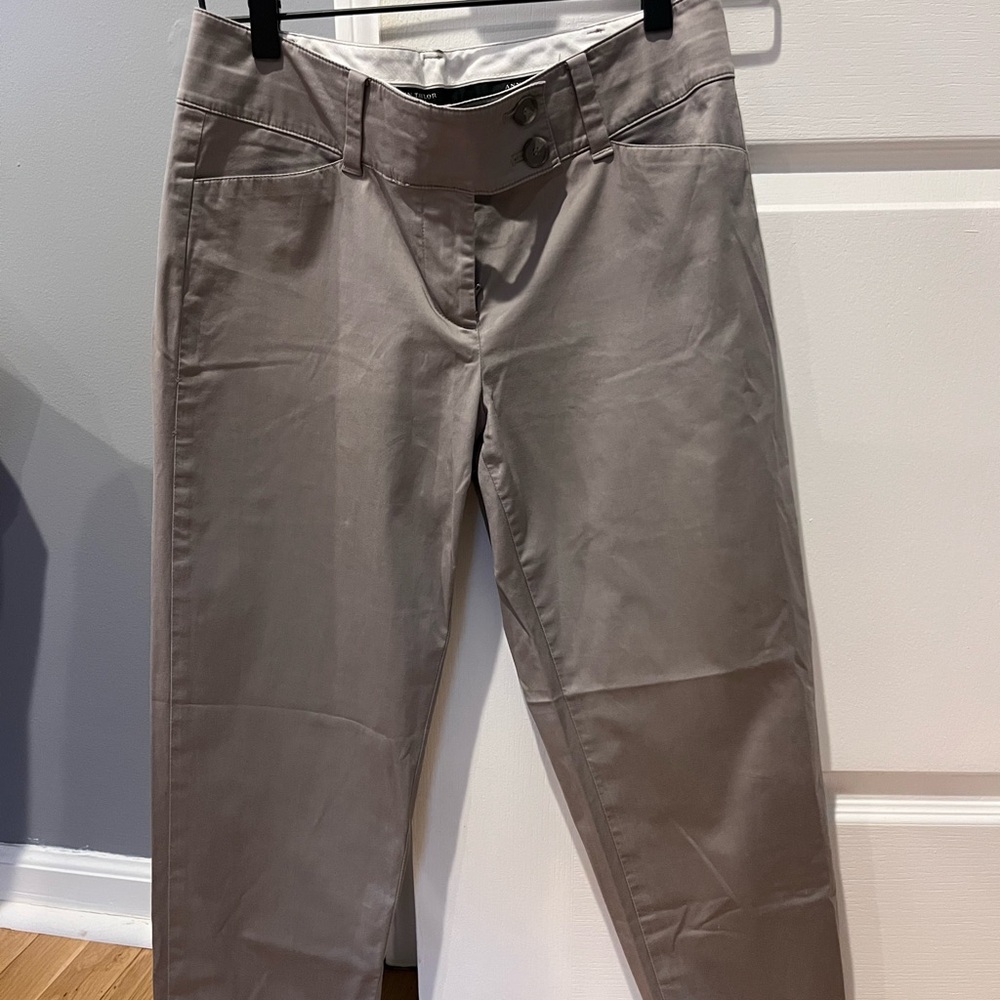 Ann Taylor Gray Capris